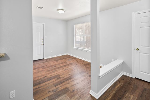 2020 Legacy Lane, College Station, TX 77840