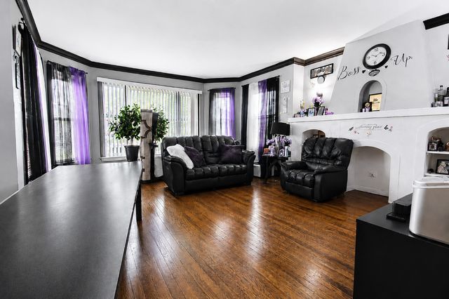 8047 S Hermitage Avenue, Chicago, IL 60620
