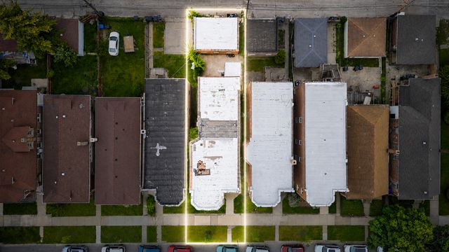 8047 S Hermitage Avenue, Chicago, IL 60620