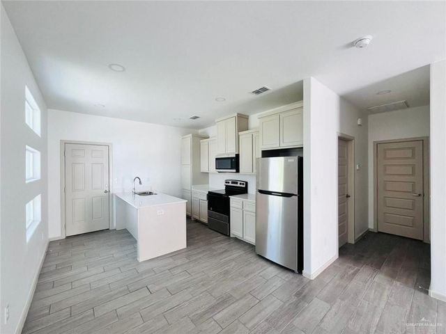 12610 N 33rd Lane 3, Mcallen, TX 78504