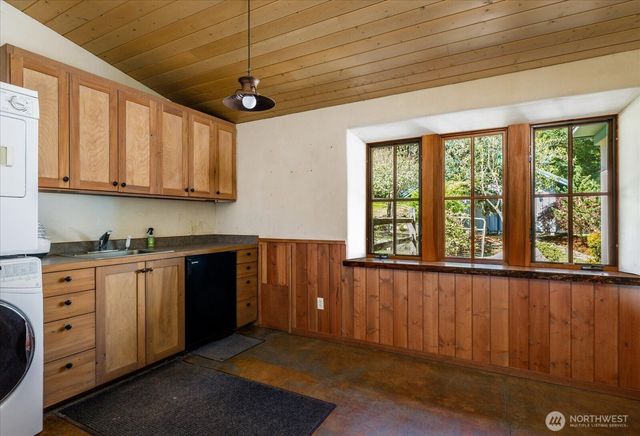 2720 Thompson Road, Langley, WA 98260