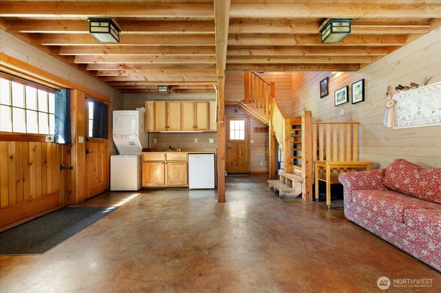 2720 Thompson Road, Langley, WA 98260