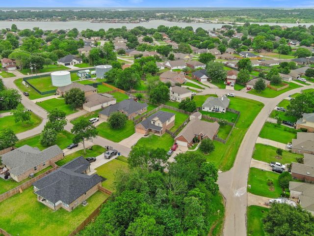 13092 Greenbriar, Willis, TX 77318