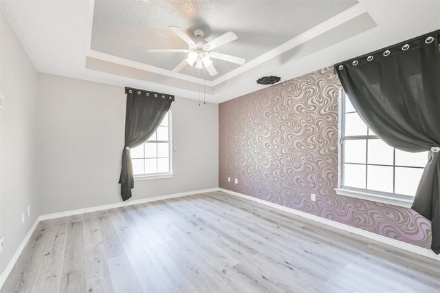 1106 Jefferson Avenue, Cleveland, TX 77327