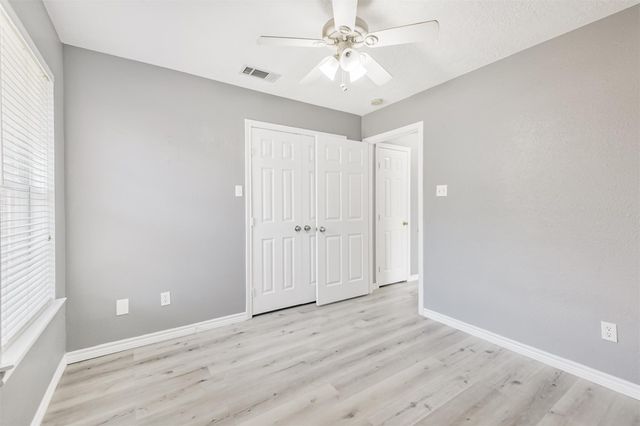 1106 Jefferson Avenue, Cleveland, TX 77327