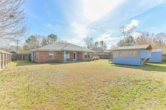1106 Jefferson Avenue, Cleveland, TX 77327