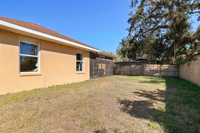 2116 30TH AVENUE E, Bradenton, FL 34208