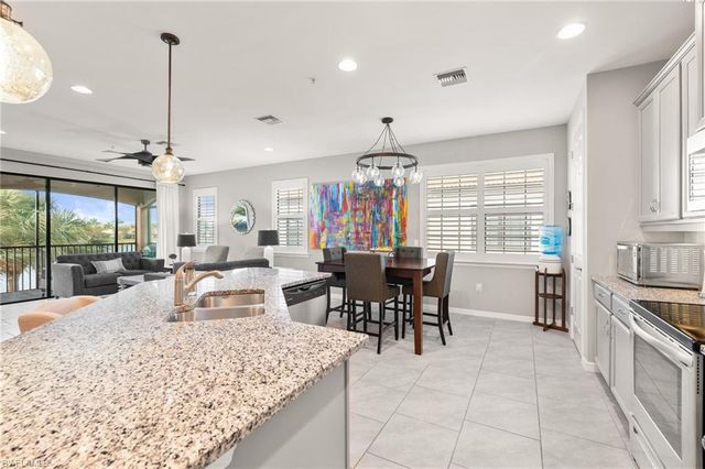 26213 Palace LN 202, Bonita Springs, FL 34135
