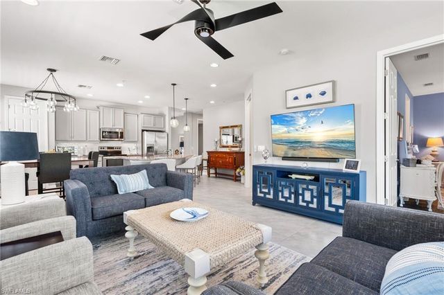 26213 Palace LN 202, Bonita Springs, FL 34135