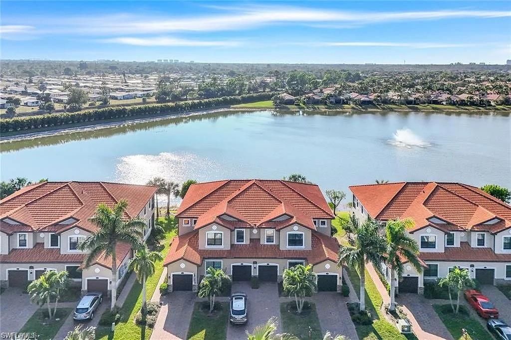 26213 Palace LN 202, Bonita Springs, FL 34135