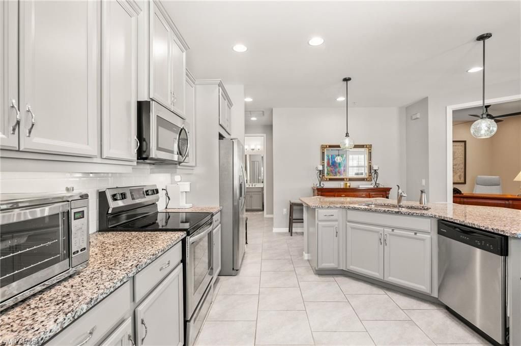 26213 Palace LN 202, BONITA SPRINGS, FL 34135 — photo 5