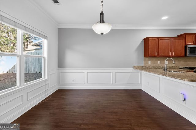 4102 Creekrun Circle, Buford, GA 30519