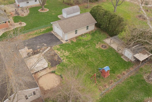 11 Kenec Drive, Middletown, OH 45042