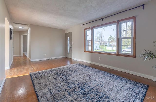 11 Kenec Drive, Middletown, OH 45042