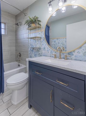 11 Kenec Drive, Middletown, OH 45042