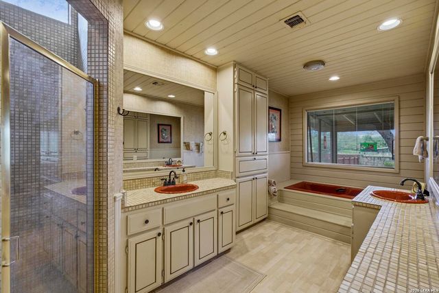 2031 Encino Vista, San Antonio, TX 78259