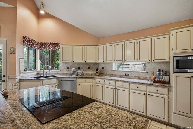2031 Encino Vista, San Antonio, TX 78259