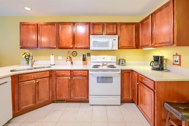 5364 Pine Needle Drive, Grand Blanc Twp, MI 48439