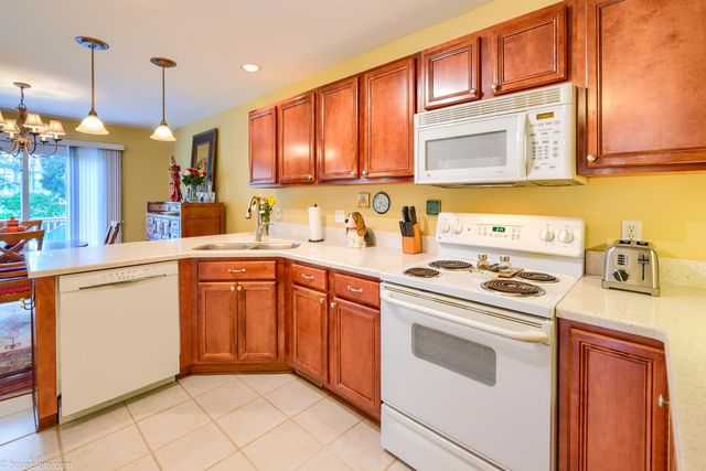 5364 Pine Needle Drive, Grand Blanc Twp, MI 48439