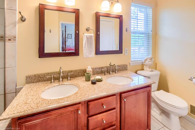5364 Pine Needle Drive, Grand Blanc Twp, MI 48439
