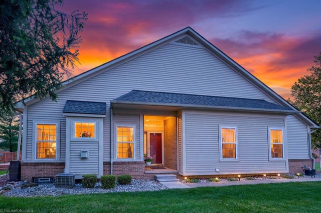 5364 Pine Needle Drive, Grand Blanc Twp, MI 48439