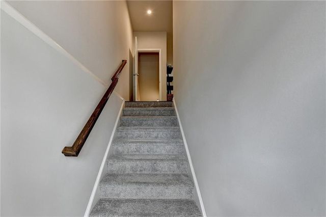 2719 Hedgeway Circle, Kennesaw, GA 30144