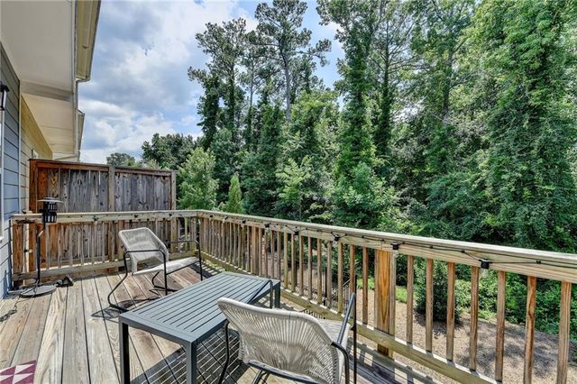 2719 Hedgeway Circle, Kennesaw, GA 30144