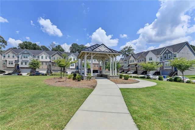 2719 Hedgeway Circle, Kennesaw, GA 30144