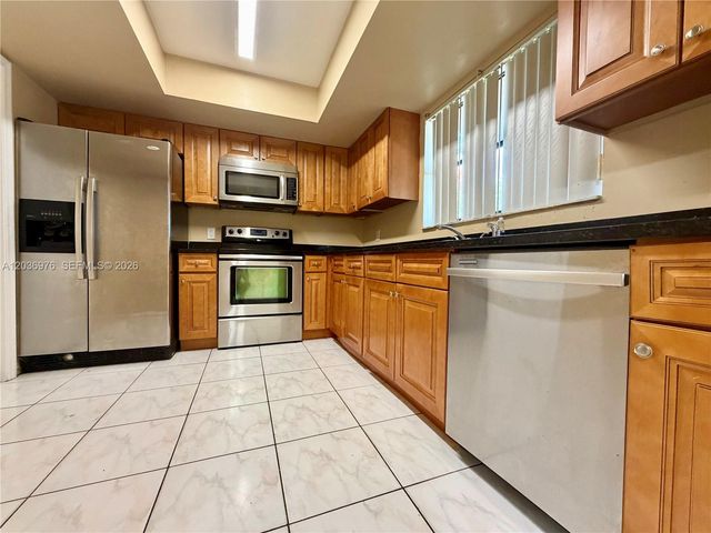 731 NW 84th Ave, Pembroke Pines, FL 33024