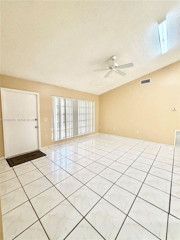731 NW 84th Ave, Pembroke Pines, FL 33024