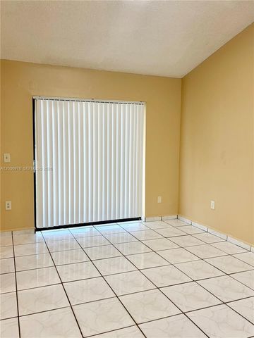 731 NW 84th Ave, Pembroke Pines, FL 33024