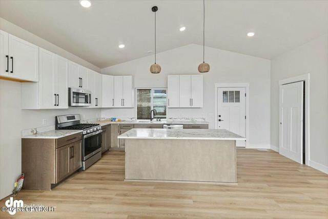 1082 Robert Avenue, Homer, AK 99603