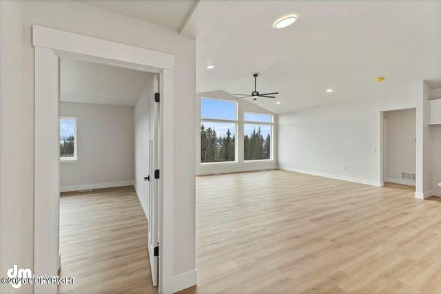 1082 Robert Avenue, Homer, AK 99603