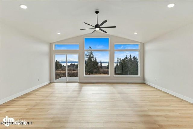 1082 Robert Avenue, Homer, AK 99603