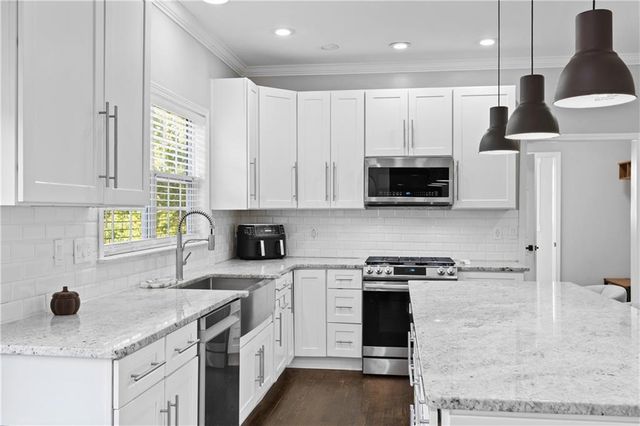 2734 Spindletop Lane NW, Kennesaw, GA 30144