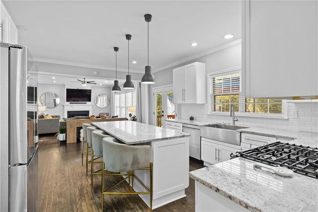 2734 Spindletop Lane NW, Kennesaw, GA 30144