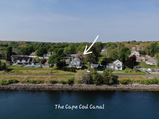 18 Gibbs Road, Sagamore Beach, MA 02562