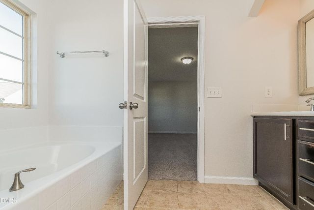 626 Lavenham Lane, Fuquay Varina, NC 27526