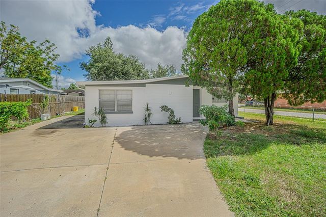3401 CARIOCA COURT, Tampa, FL 33605