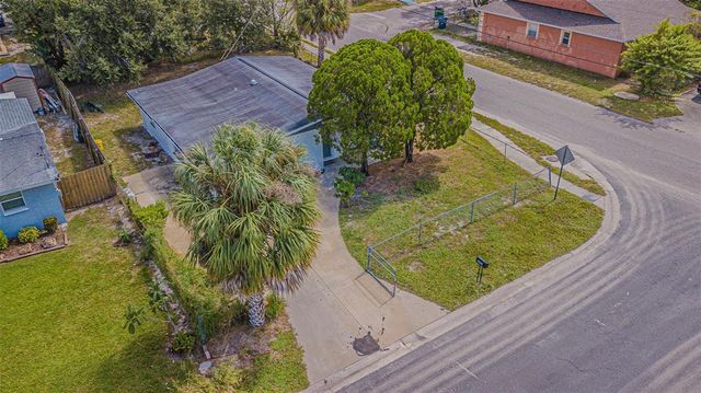 3401 CARIOCA COURT, Tampa, FL 33605
