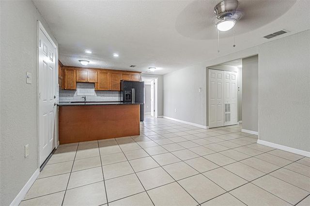 3401 CARIOCA COURT, Tampa, FL 33605