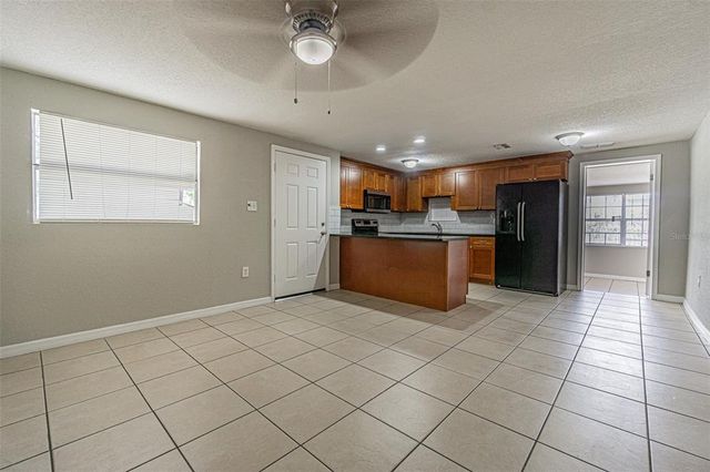 3401 CARIOCA COURT, Tampa, FL 33605