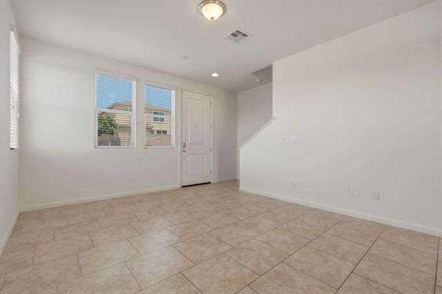 3714 Connected Place, Clovis, CA 93619