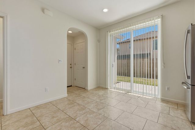 3714 Connected Place, Clovis, CA 93619