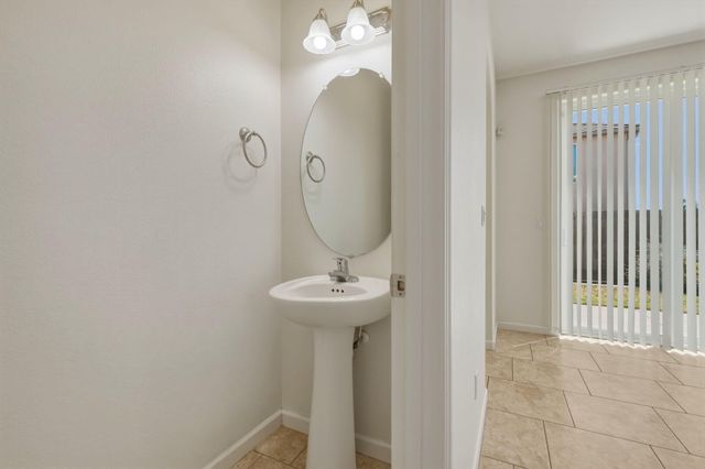 3714 Connected Place, Clovis, CA 93619