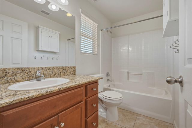 3714 Connected Place, Clovis, CA 93619