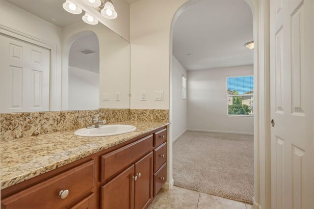 3714 Connected Place, Clovis, CA 93619
