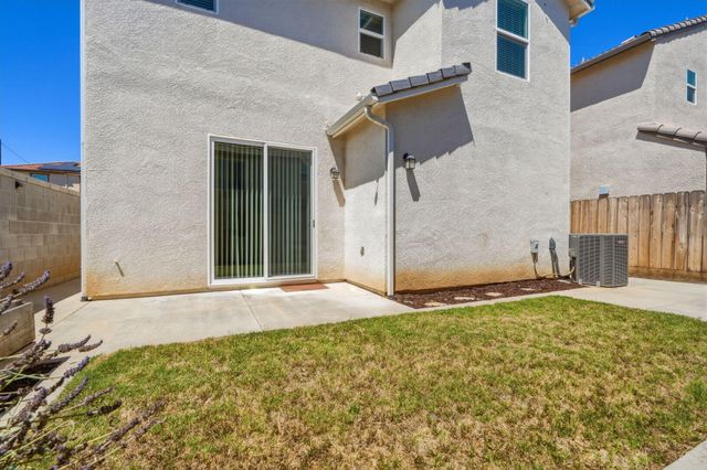 3714 Connected Place, Clovis, CA 93619