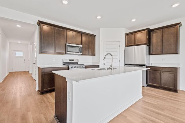 7635 W 106th Place, Crown Point, IN 46307