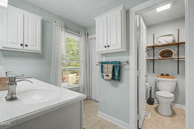 500 Pinewood Drive, Apex, NC 27502